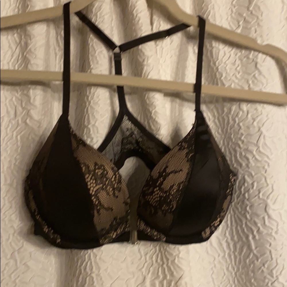 VS black lace bra 32A